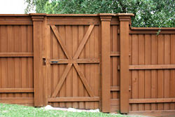 Fence Contractor: Fencing Installation Services